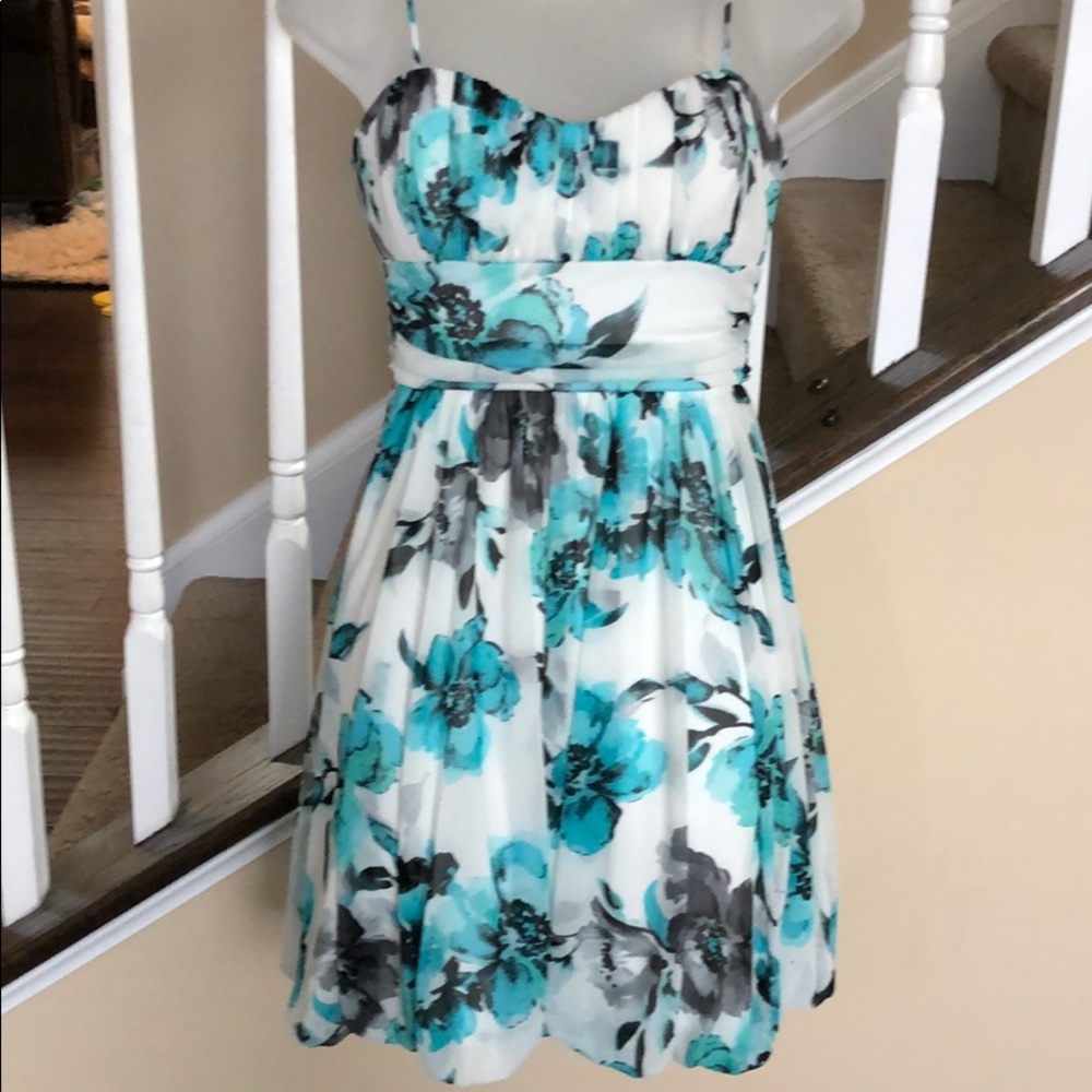 Speechless dress